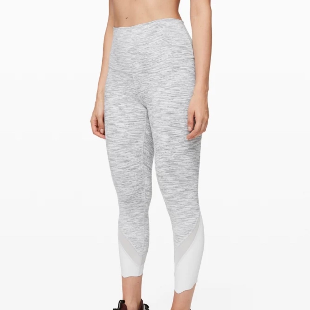 Lululemon leggings size 6